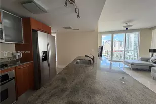 185 SW 7th St, Miami, FL 33130 - Photo 3
