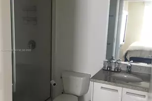 185 SW 7th St, Miami, FL 33130 - Photo 9