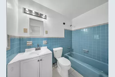 4401 NE 15th Ter, Oakland Park, FL 33334 - Photo 23