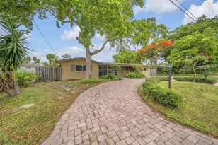 4401 NE 15th Terrace, Oakland Park, FL 33334 - Photo 3