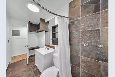 4401 NE 15th Ter, Oakland Park, FL 33334 - Photo 17
