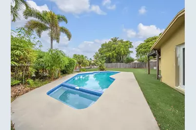4401 NE 15th Ter, Oakland Park, FL 33334 - Photo 25