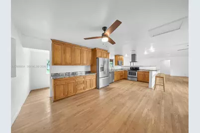 4401 NE 15th Ter, Oakland Park, FL 33334 - Photo 5