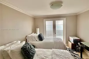 6423 Collins Ave, Miami Beach, FL 33141 - Photo 13