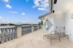 1131 Stillwater Dr, Miami Beach, FL 33141 - Photo 41