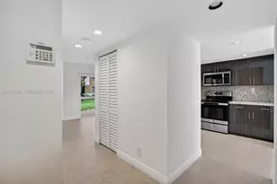 845 NW 91st Terrace, Plantation, FL 33324 - Photo 5