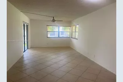 220 Lakeview Dr #203, Weston, FL 33326 - Photo 11