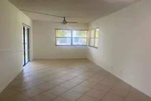 220 Lakeview Dr, Weston, FL 33326 - Photo 11