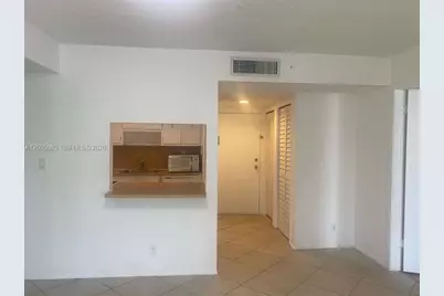 220 Lakeview Dr #203, Weston, FL 33326 - Photo 9
