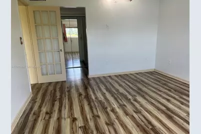 18901 NE 14th Ave #101, Miami, FL 33179 - Photo 11