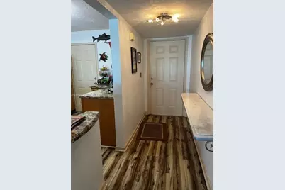 18901 NE 14th Ave #101, Miami, FL 33179 - Photo 9