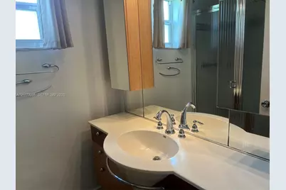 18901 NE 14th Ave #101, Miami, FL 33179 - Photo 19