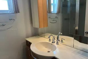 18901 NE 14th Ave, Miami, FL 33179 - Photo 19