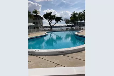 18901 NE 14th Ave #101, Miami, FL 33179 - Photo 19