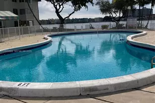 18901 NE 14th Ave, Miami, FL 33179 - Photo 19