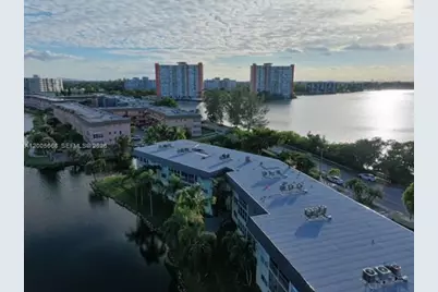 18901 NE 14th Ave #101, Miami, FL 33179 - Photo 25