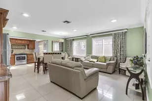 17932 NW 78th Ave, Hialeah, FL 33015 - Photo 21