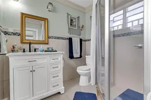 17932 NW 78th Ave, Hialeah, FL 33015 - Photo 17