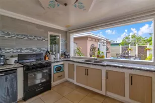 17932 NW 78th Ave, Hialeah, FL 33015 - Photo 31