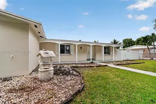 341 NW 15th St, Homestead, FL 33030 - Photo 5