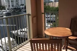 19901 E Country Club Dr, Aventura, FL 33180 - Photo 3