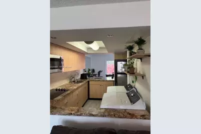 10720 NW 7th St #7A, Miami, FL 33172 - Photo 9