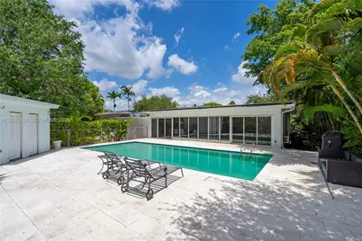 170 NW 105th St, Miami Shores, FL 33150 - Photo 37