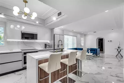 170 NW 105th St, Miami Shores, FL 33150 - Photo 13