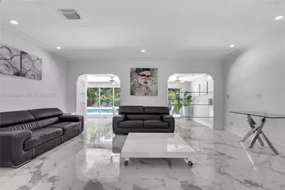 170 NW 105th St, Miami Shores, FL 33150 - Photo 15