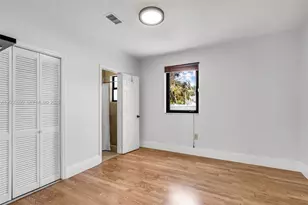944 SW 10th Ave, Miami, FL 33130 - Photo 15
