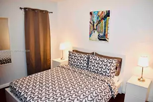 1560 Pennsylvania Ave, Miami Beach, FL 33139 - Photo 5