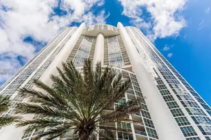 18201 Collins Ave, Sunny Isles Beach, FL 33160 - Photo 15