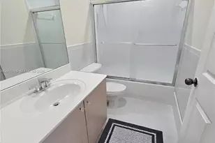6755 NW 182nd St, Hialeah, FL 33015 - Photo 17