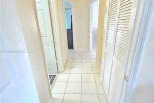 6755 NW 182nd St, Hialeah, FL 33015 - Photo 15