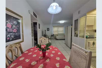 415 NE 2nd St #202, Hallandale Beach, FL 33009 - Photo 7