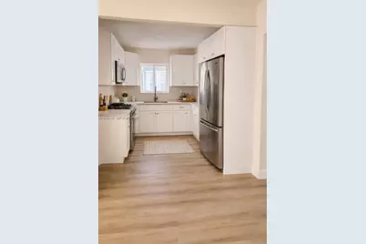 815 NE 134th St, North Miami, FL 33161 - Photo 7