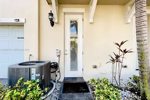 5040 Eucalyptus Dr, Hollywood, FL 33021 - Photo 39