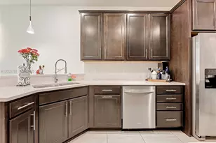 5040 Eucalyptus Dr, Hollywood, FL 33021 - Photo 17