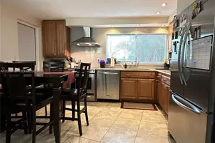 1753 NE 18th St, Fort Lauderdale, FL 33305 - Photo 13