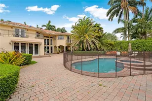 11071 SW 28th St, Miami, FL 33165 - Photo 57