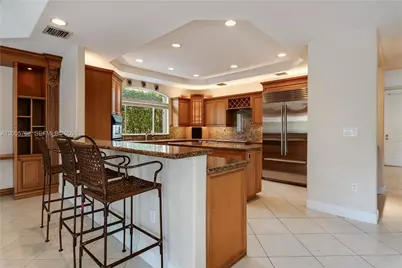 11071 SW 28th St, Miami, FL 33165 - Photo 13