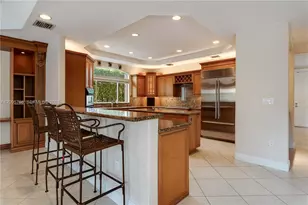 11071 SW 28th St, Miami, FL 33165 - Photo 13