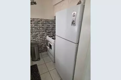 320 W 20th St #5, Hialeah, FL 33010 - Photo 7