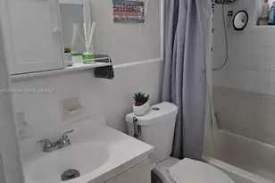 320 W 20th St, Hialeah, FL 33010 - Photo 11