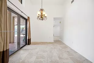 561 SW 87th Ct, Miami, FL 33174 - Photo 7