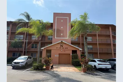 571 SW 141st Ave #208N, Pembroke Pines, FL 33027 - Photo 1