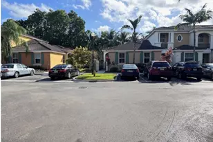 4268 NE 9th St, Homestead, FL 33033 - Photo 1