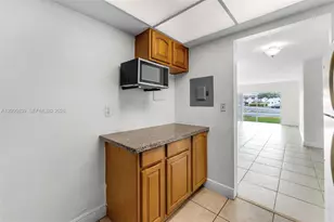 7560 SW 82nd St, Miami, FL 33143 - Photo 9