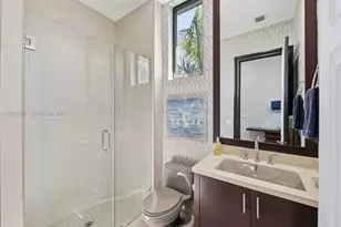 720 Isle of Palms Dr, Fort Lauderdale, FL 33301 - Photo 33