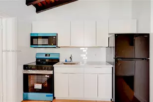 1085 NE 128th St, North Miami, FL 33161 - Photo 13